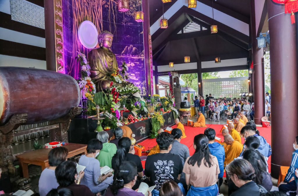 Đại lễ Vu Lan báo hiếu ở Công viên nghĩa trang Sài Gòn Thiên Phúc