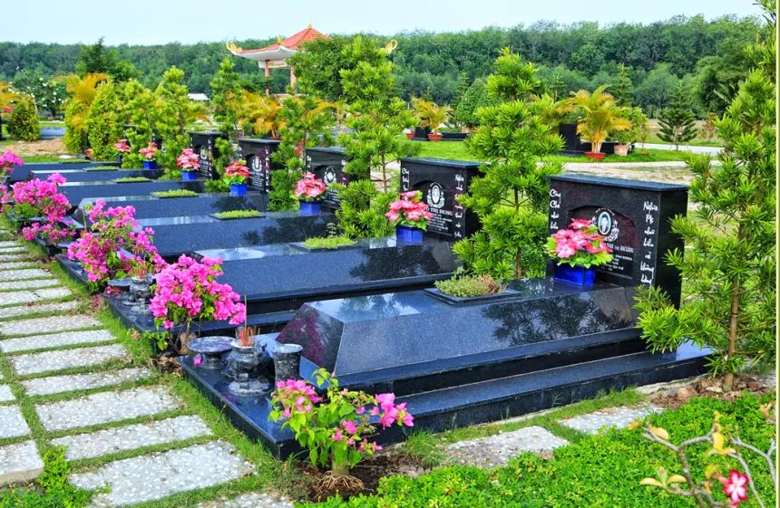 Hoa viên Bình Dương