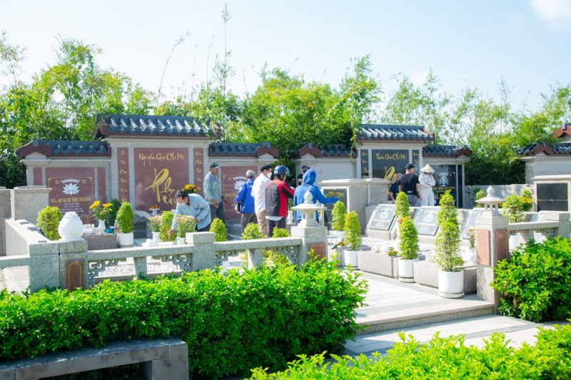 Mẫu mộ gia tộc ở SGTP