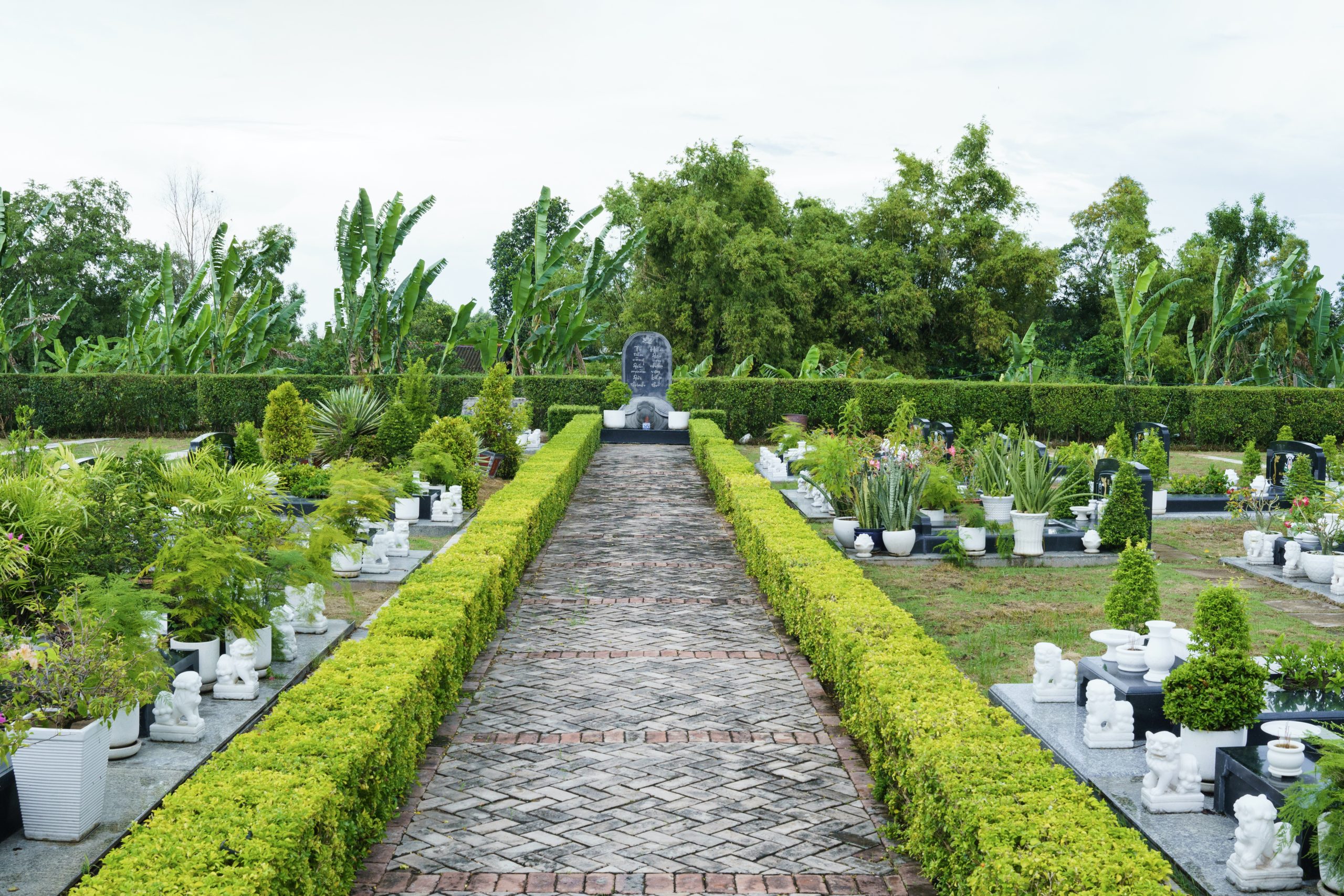 Cách chọn đất chôn cất phù hợp phong thủy