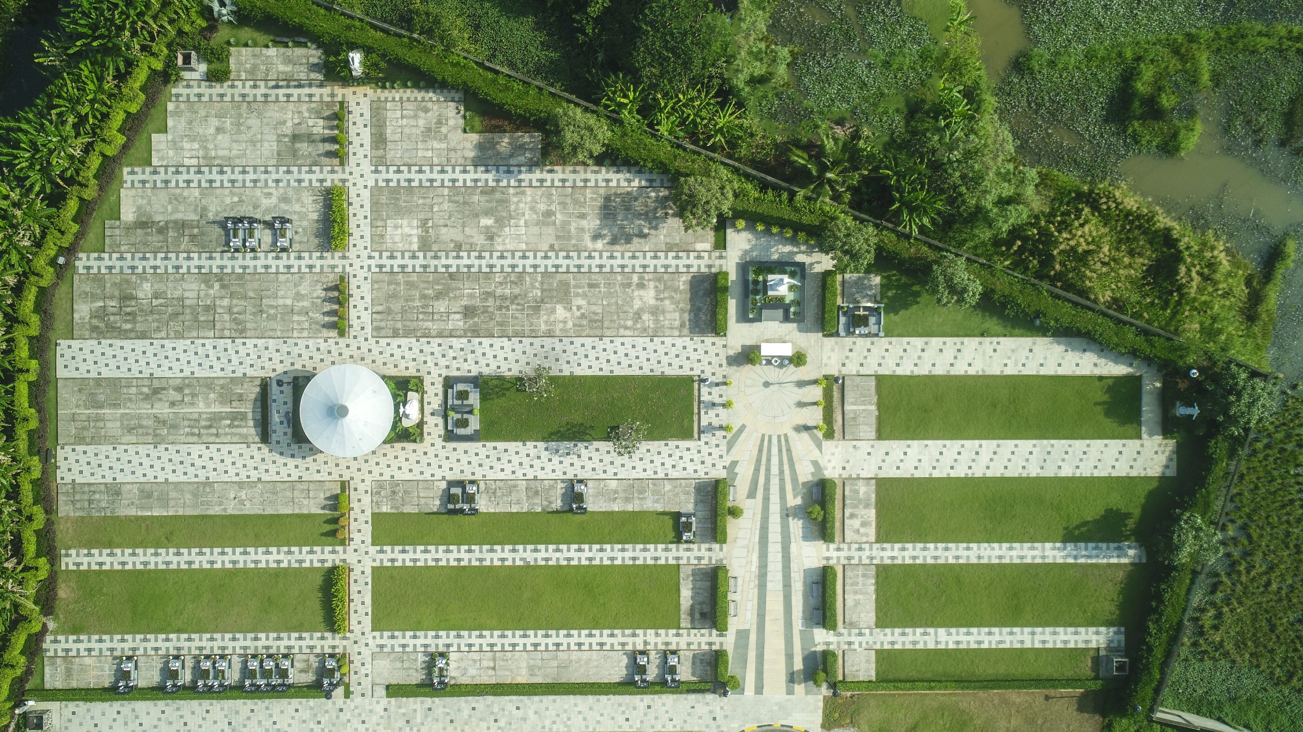 DCIM100MEDIADJI_0237.JPG