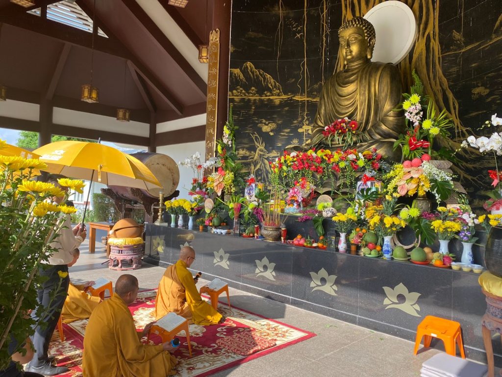 Đại lễ cúng Tảo Mộ 25 Tháng Chạp tại Sài Gòn Thiên Phúc