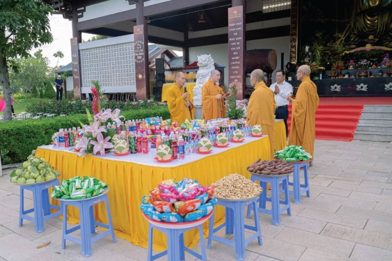 Đại lễ Vu Lan được tổ chức tại Công Viên Nghĩa Trang Sài Gòn Thiên Phúc 