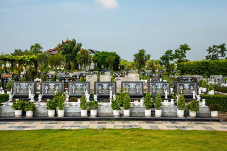 Hình ảnh các mộ phần tại Sài Gòn Thiên Phúc