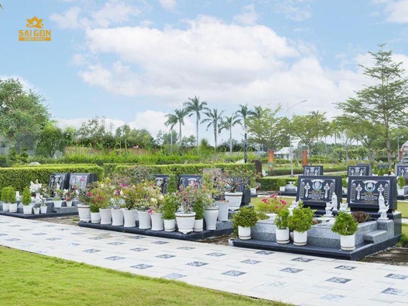 Mộ phần tại Công viên nghĩa trang Sài Gòn Thiên Phúc
