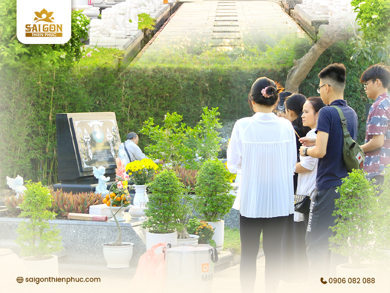 Lòng hiếu thảo trong văn hóa người Việt – Món quà tâm linh thiêng liêng dành tặng ông bà tại Đất nghĩa trang Sài Gòn Thiên Phúc