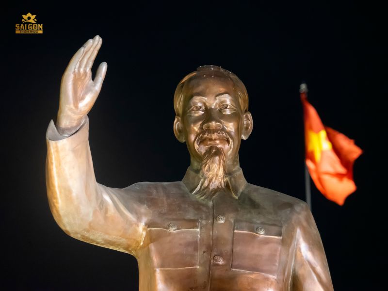 Chủ tịch Hồ Chí Minh